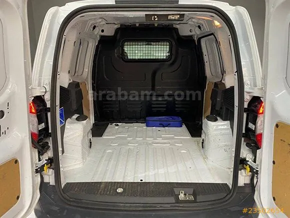 Ford Transit Courier 1.5 TDCi Trend Image 3